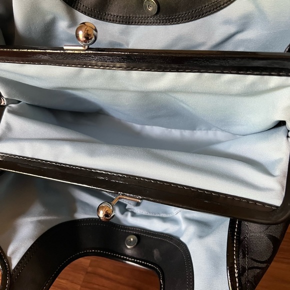 COACH Black Logo Canvas with Patent Leather Trim Shoulder Kiss-lock Satchel - Picture 8 of 12